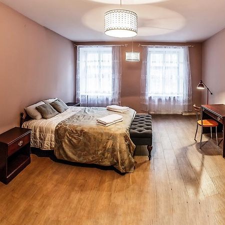 Apartment On Hutsulska 24H Electric Львів Екстер'єр фото