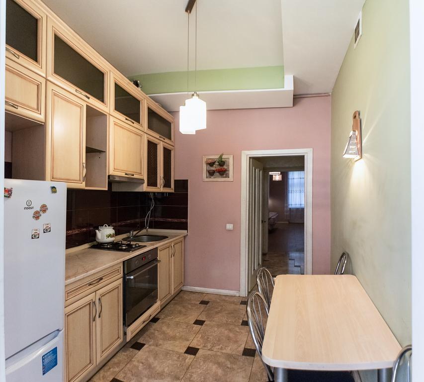 Apartment On Hutsulska 24H Electric Львів Екстер'єр фото